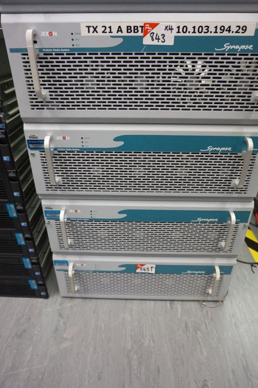 4x Axon Synapse SFR08 modular media system chassis...